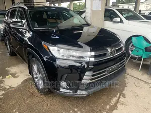 Toyota Highlander 2017 Black