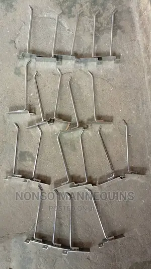 Different Sizes of Slat Wall Board Hooks