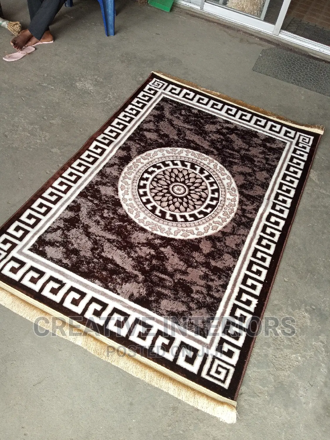 5by7 Designer Center Rugs