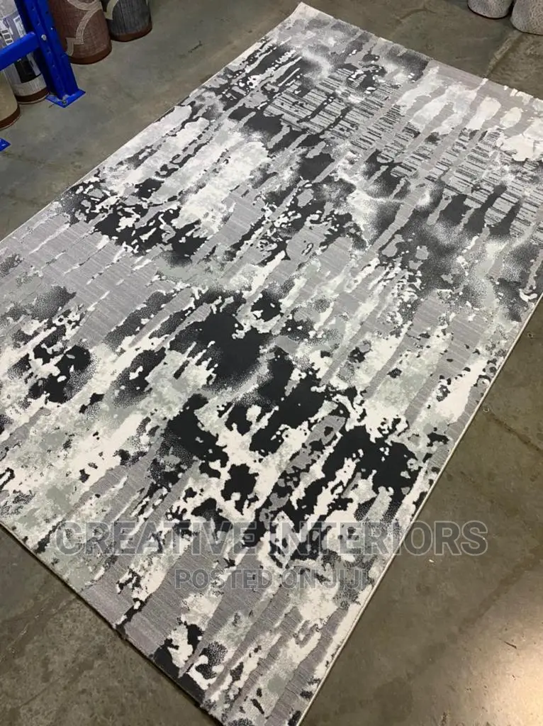 5by7 Designer Center Rugs