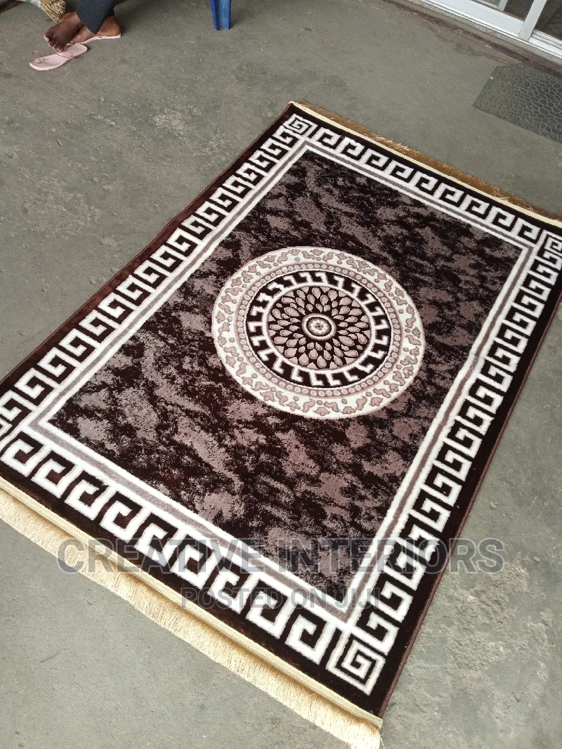 5by7 Designer Center Rugs