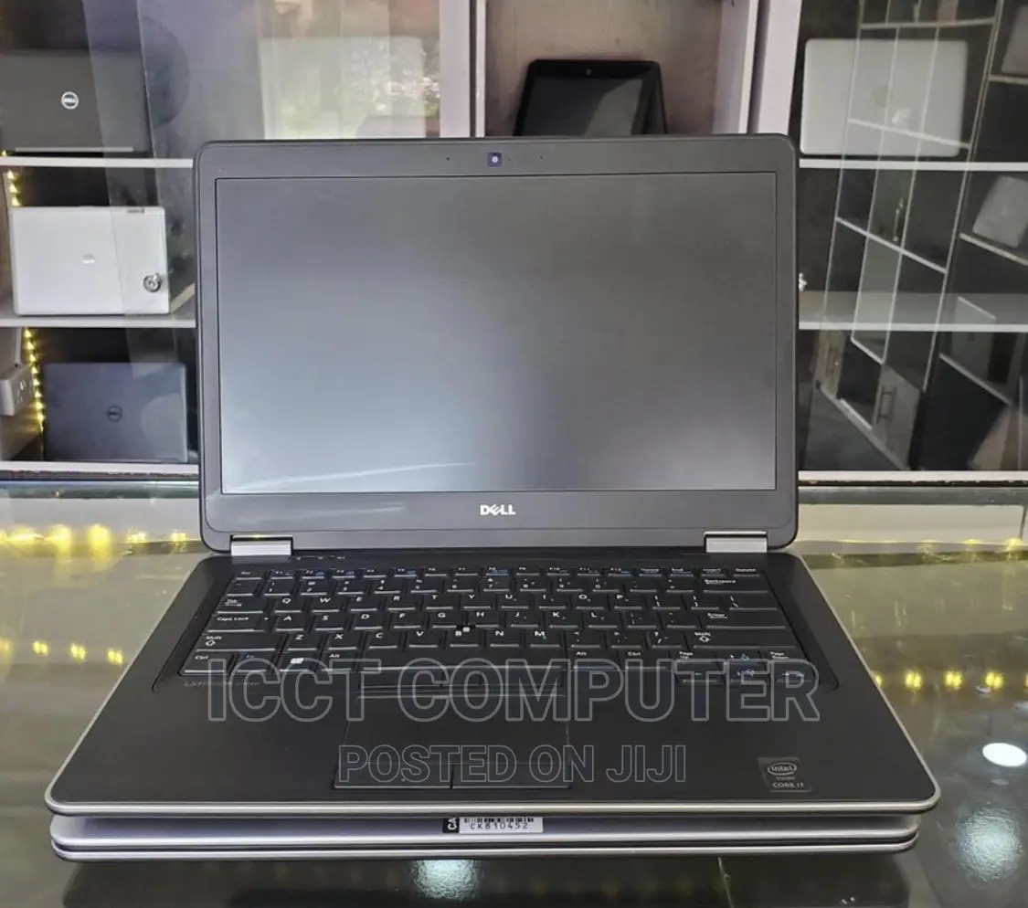 New Laptop Dell 12GB Intel Core I5 SSD 256GB