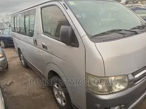 Toyota HiAce 2008 Black