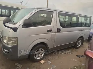 Toyota HiAce 2008 Black