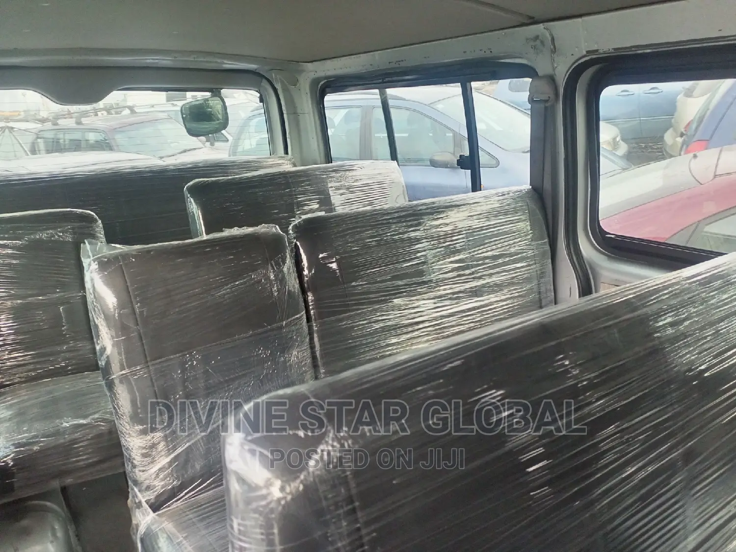 Toyota HiAce 2008 Black