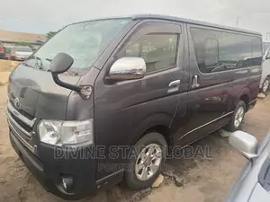 Toyota HiAce 2010 Gray