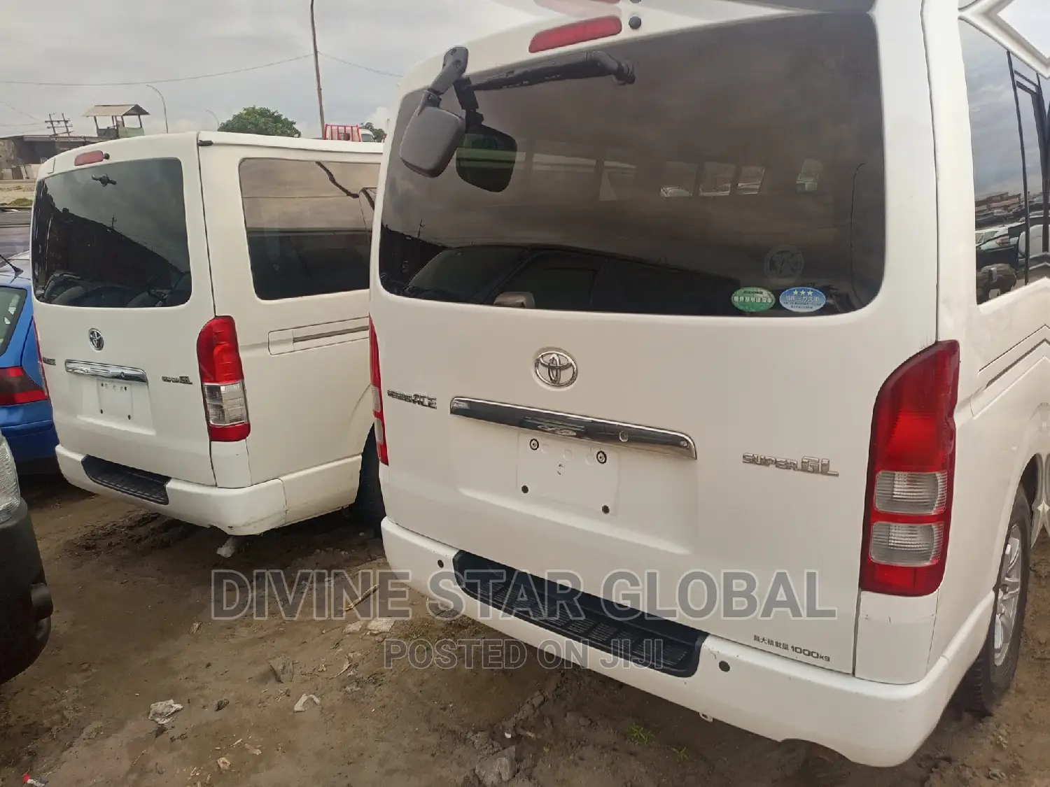 Toyota HiAce 2008 White