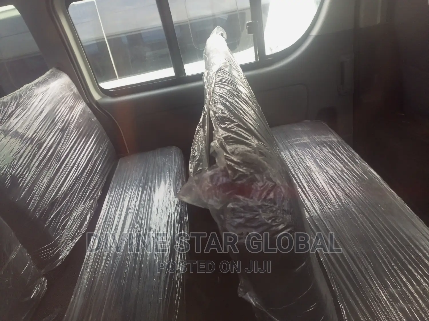 Toyota HiAce 2008 White