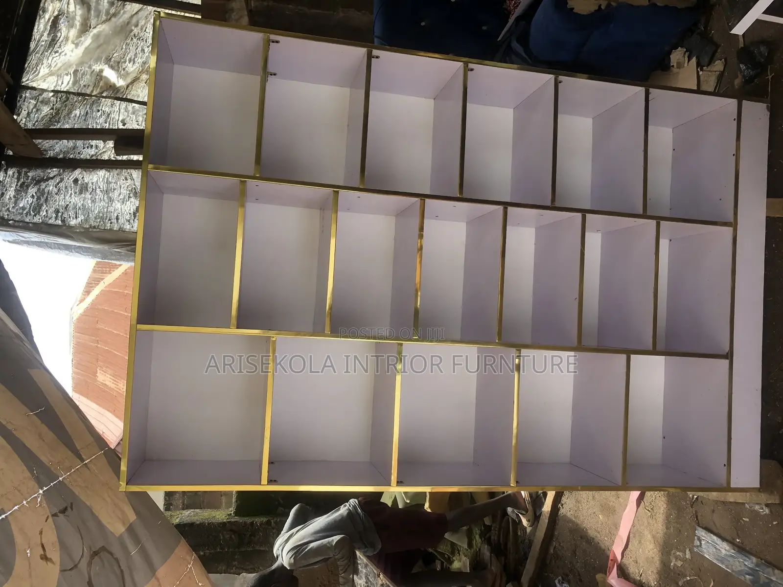 Arise Kola Interior Furniture Maker