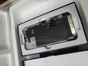 iPhone 12 Screen