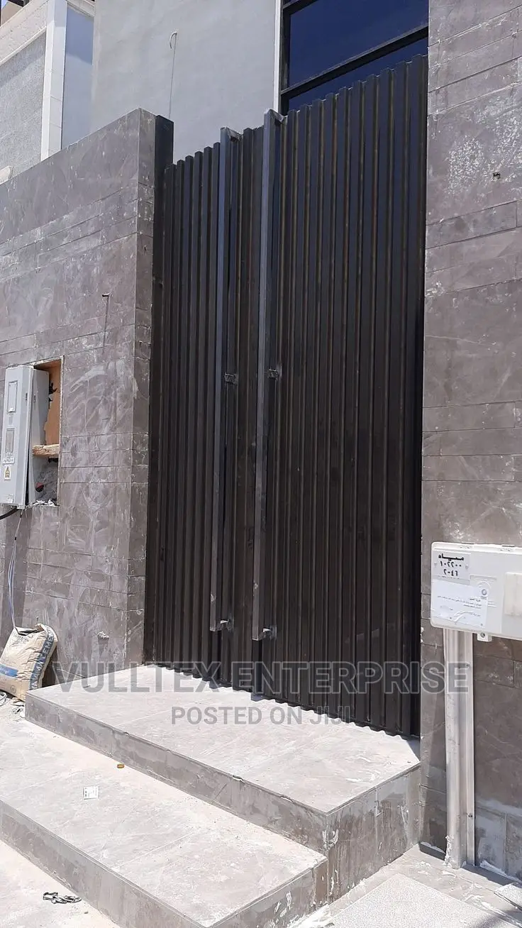 Iron Gate/Door
