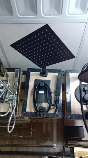 Black Condit Shower