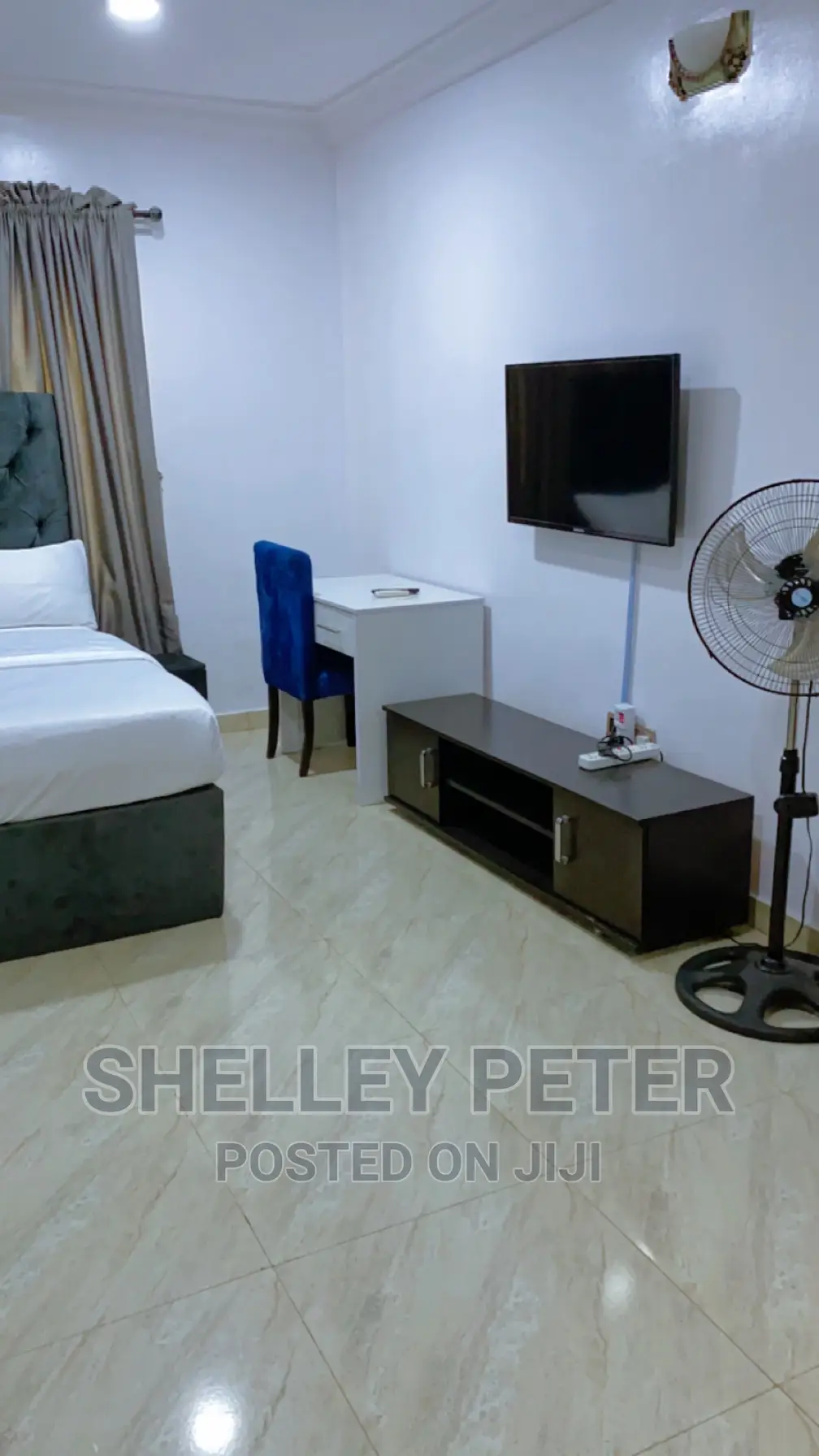 Luxury Master Bedroom Apartment
