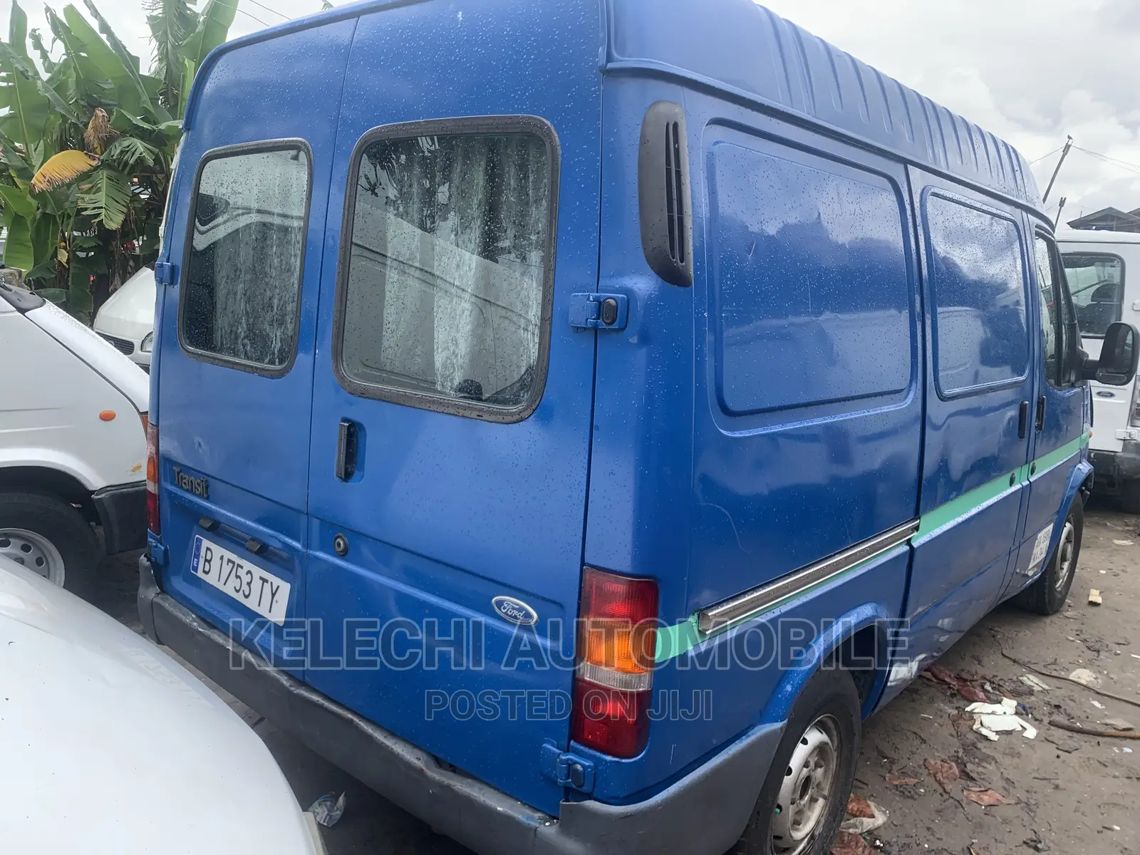 Ford Transit 2000 Blue