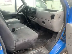 Ford Transit 2000 Blue