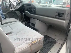 Volkswagen LT 2000 White