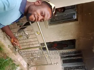 Handrails Installation 