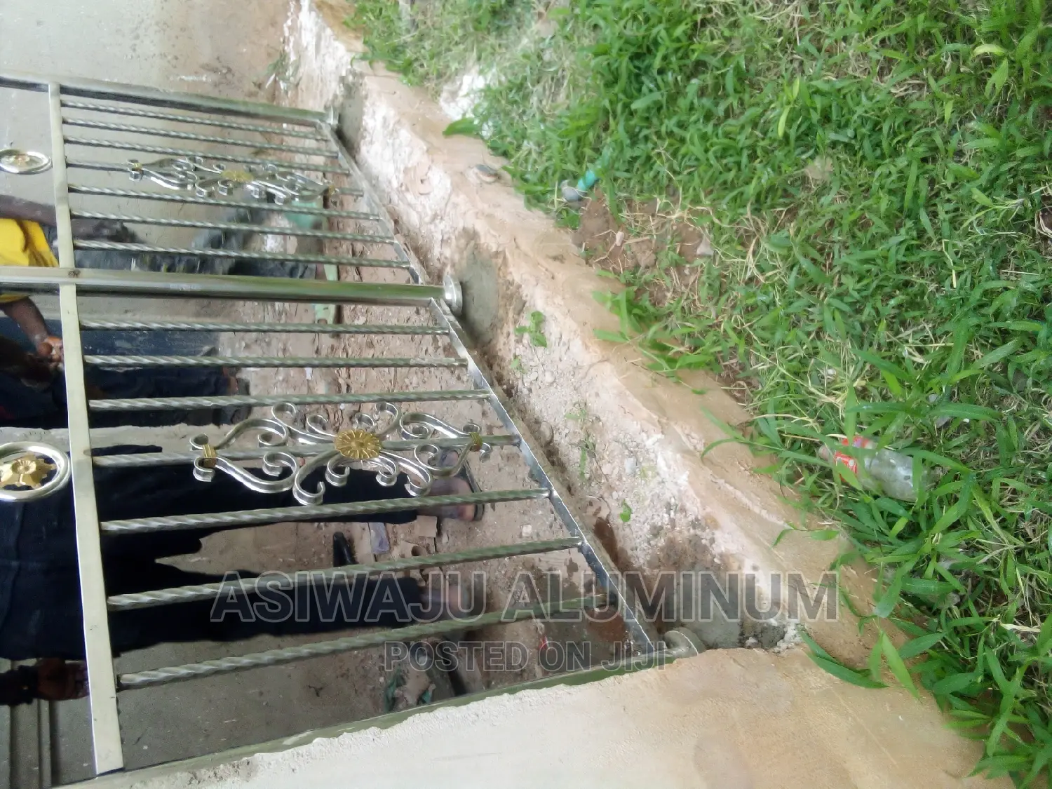 Handrails Installation 