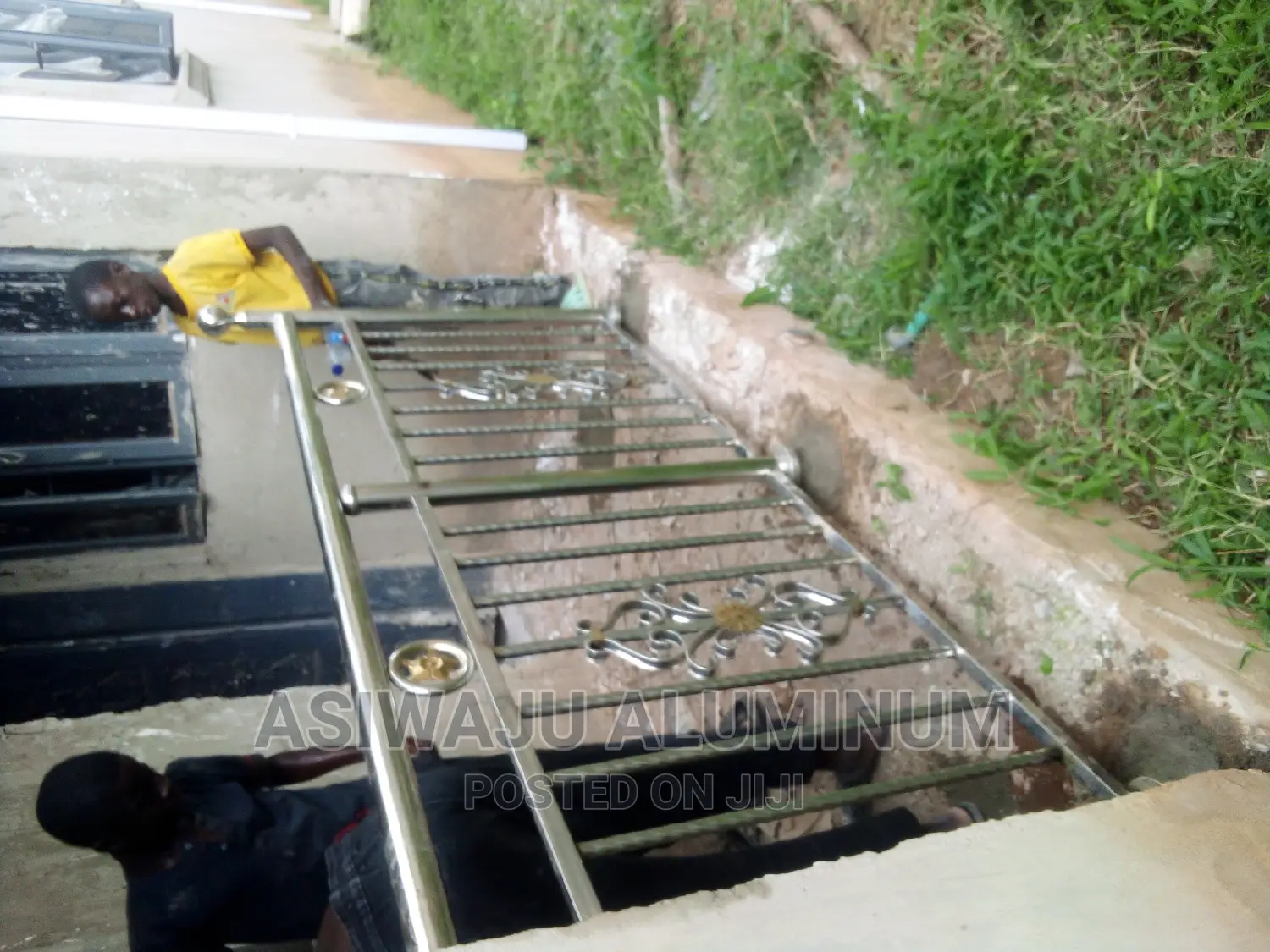 Handrails Installation 