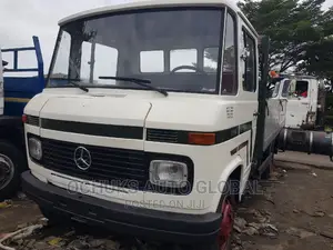 608 Pick Up Van 6tyers 6bolits
