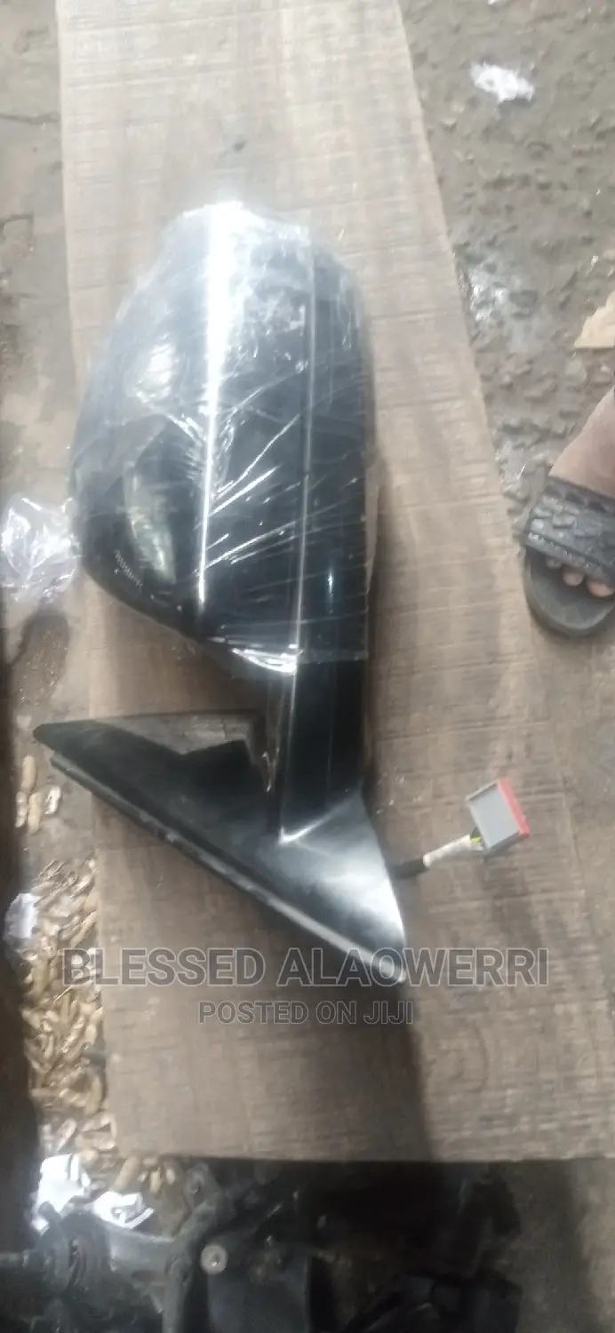 Side Mirror Range Rover Velar 2018