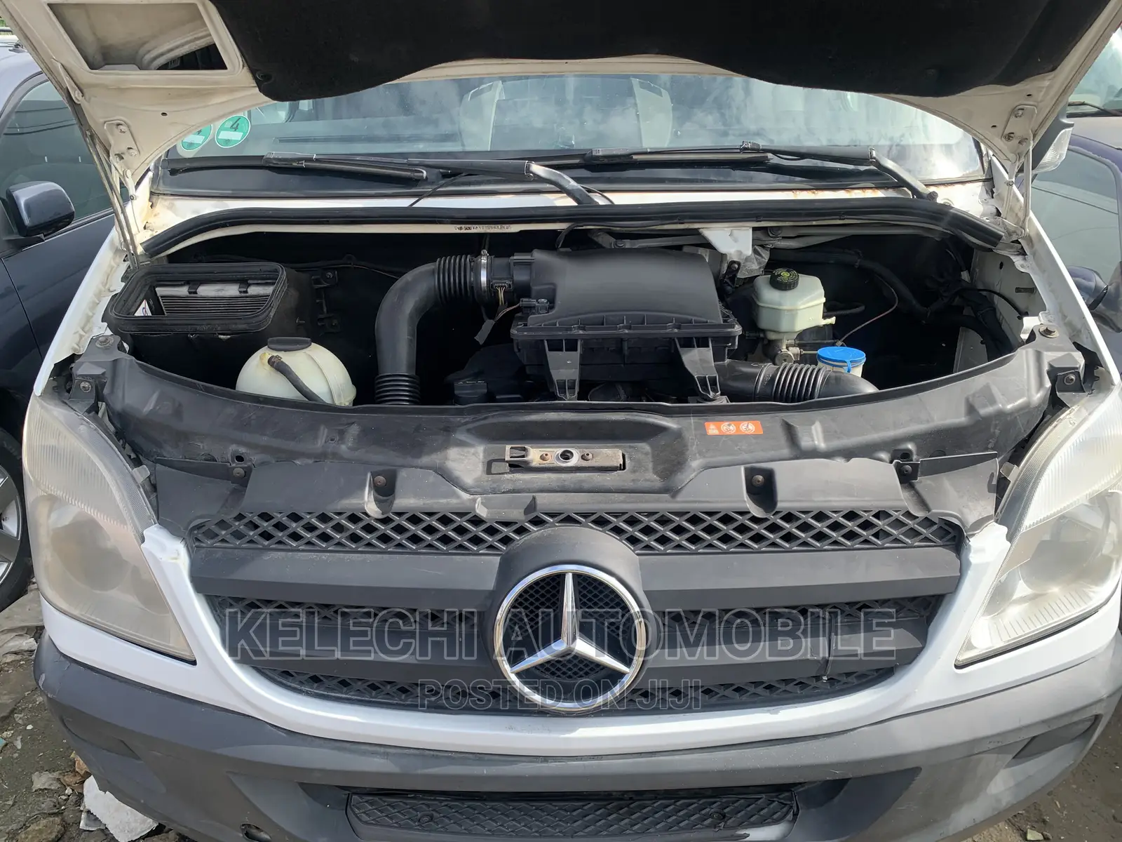 Mercedes-Benz Sprinter 2012 White