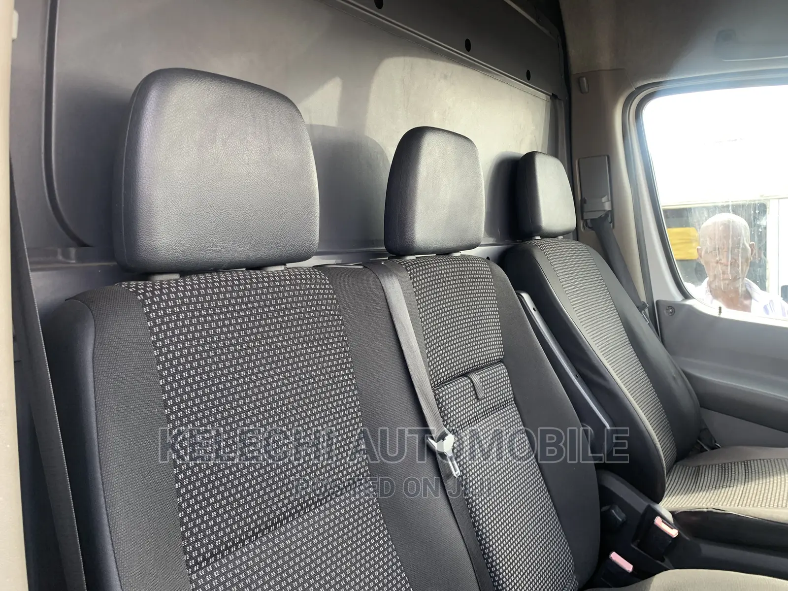 Mercedes-Benz Sprinter 2012 White