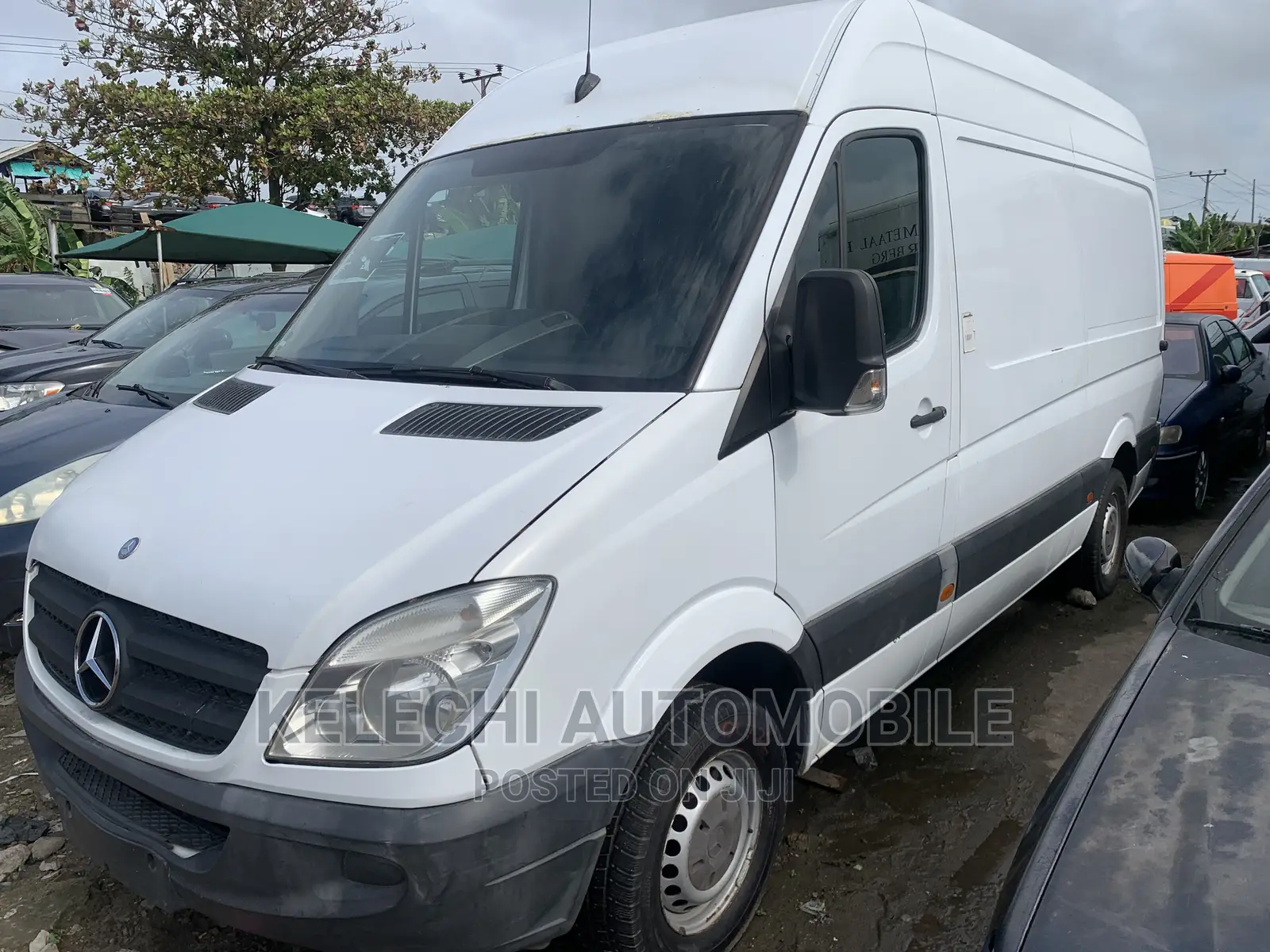 Mercedes-Benz Sprinter 2012 White