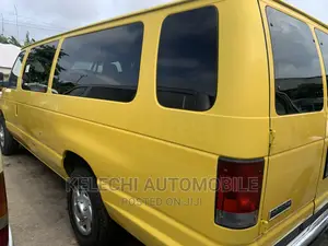 Ford E350 2009 Yellow