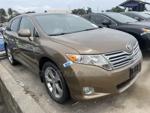 Toyota Venza V6 AWD 2010 Brown