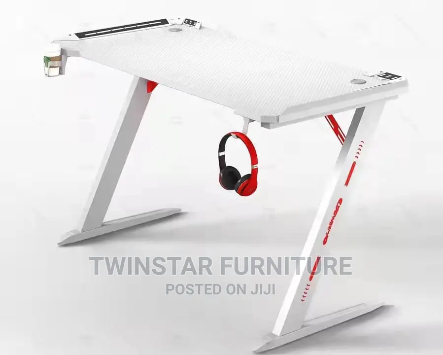 New Modern Gaming Table