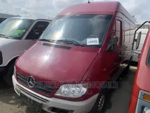 Mercedes-Benz Vito 2005 Red