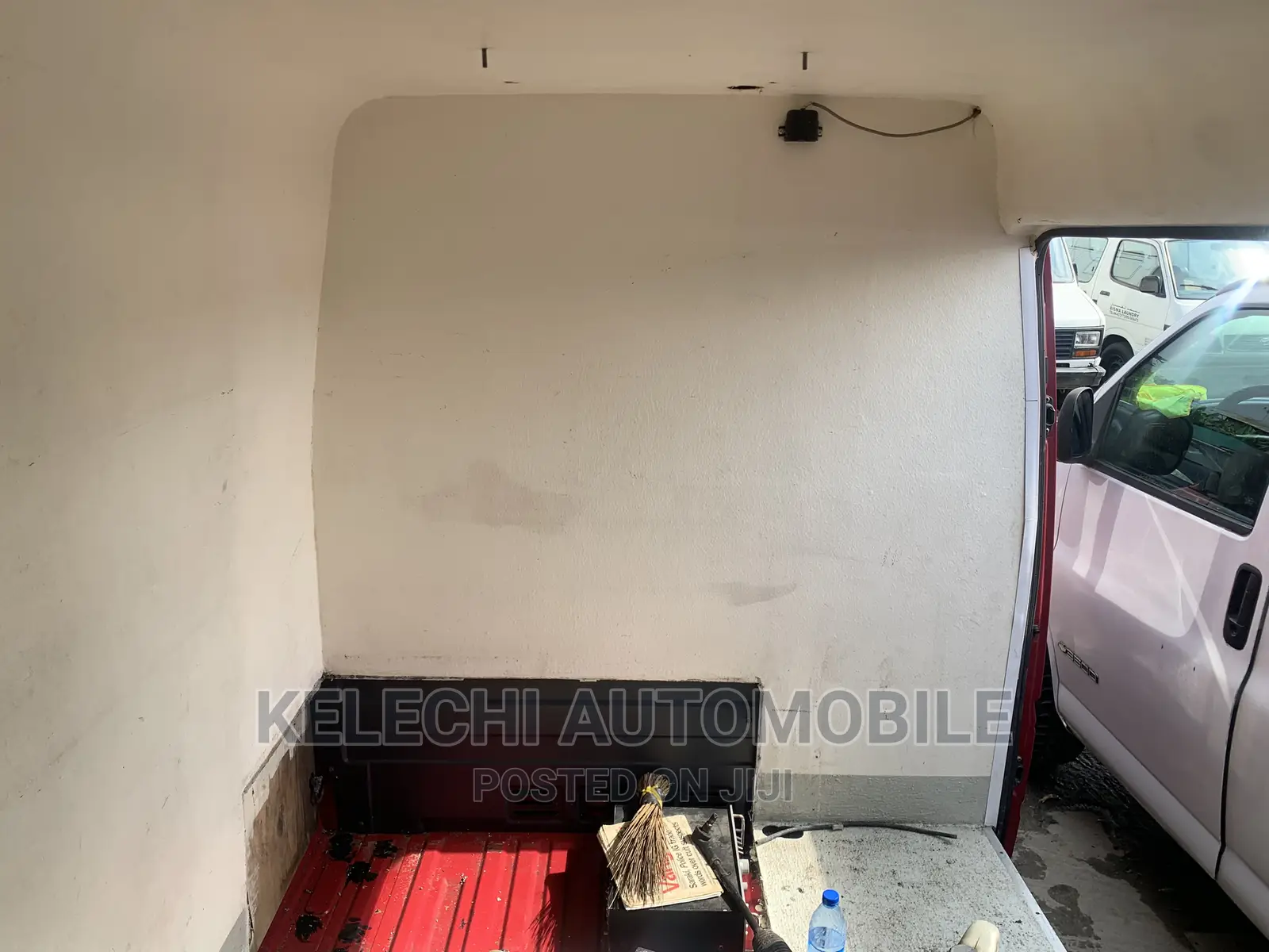 Mercedes-Benz Vito 2005 Red