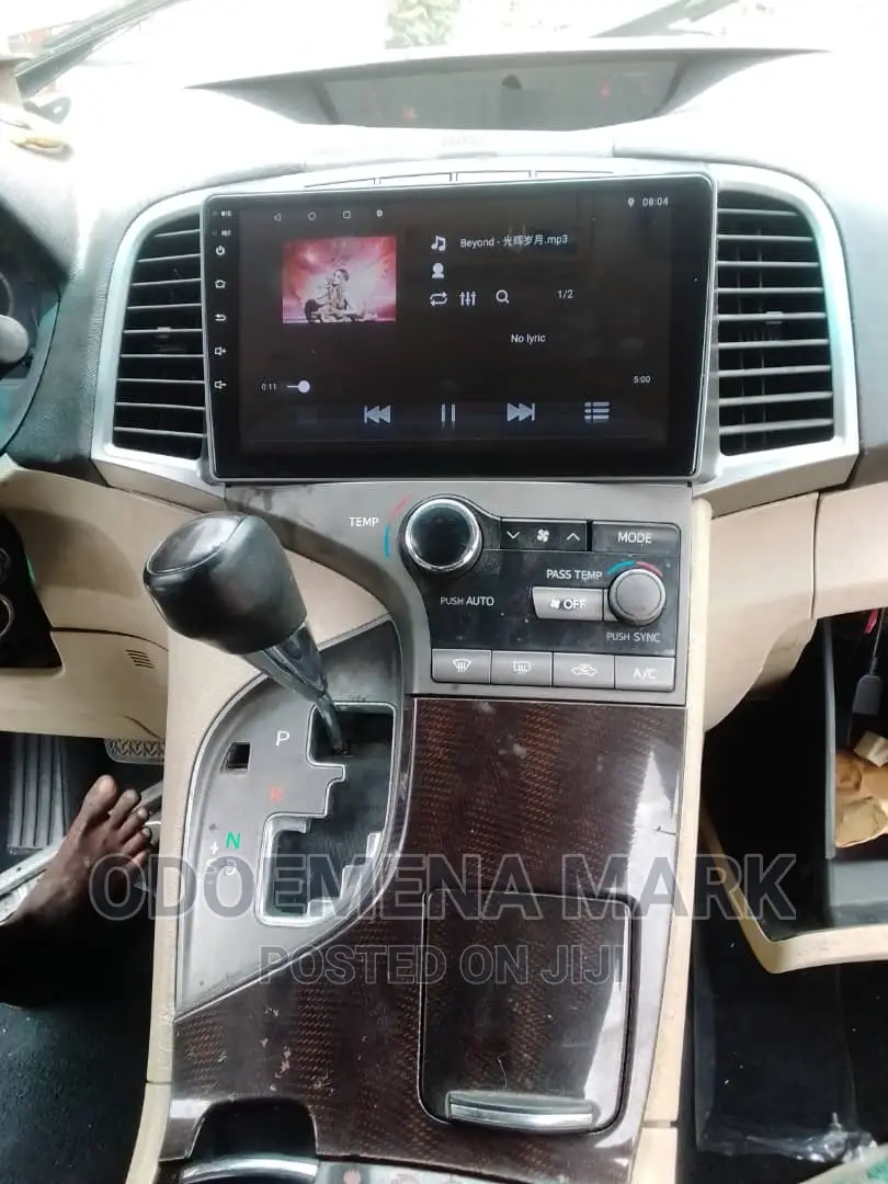 Toyota Venza Android Navigation System With Reverse Camera