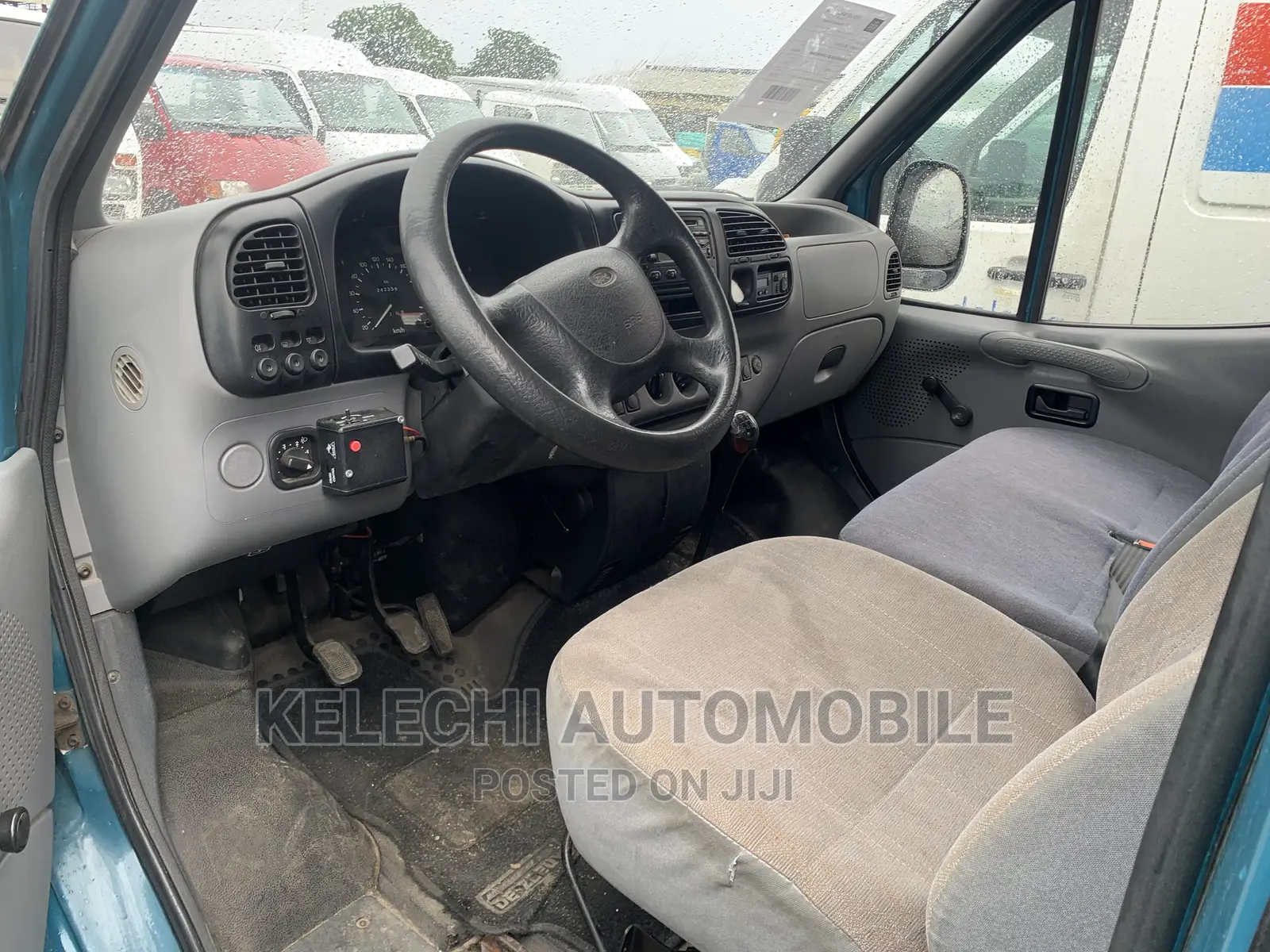 Ford Transit 2002 Blue