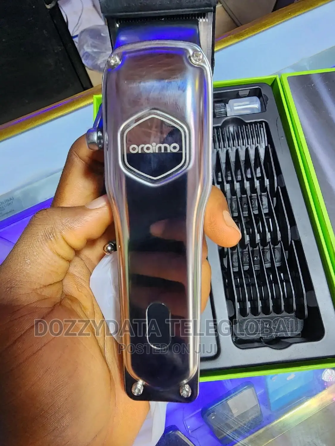 Oraimo Professional Smart Clipper 2 With 4 Guided Combs