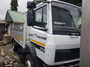 M/Benz Truck Pick Up Van 1117 Model