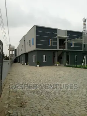 Mini Flat in Ajiran, Agungi for rent