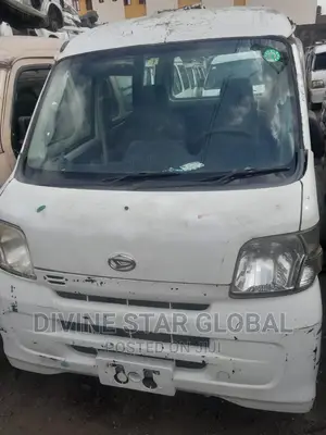 Mazda Bongo 2000 Blue