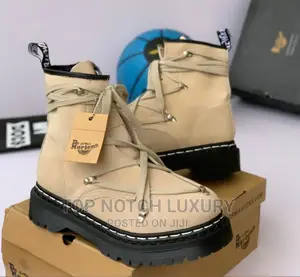 Dr Martens High Tops Boot