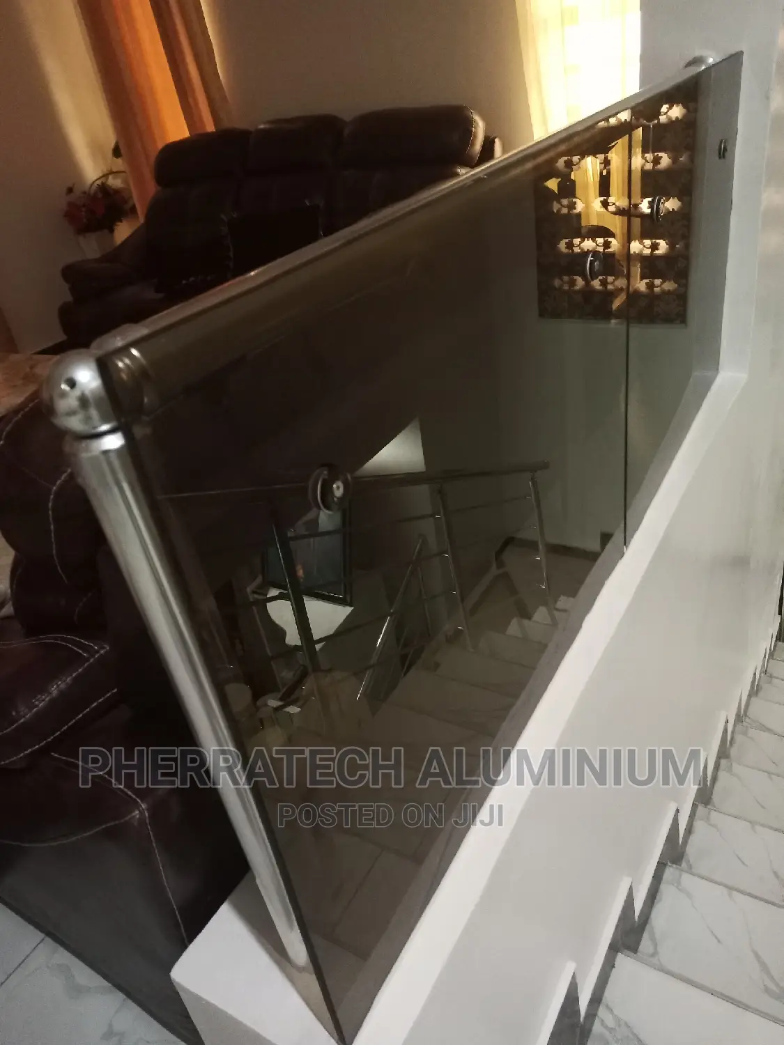 Aluminium Rail With 10mm Glass