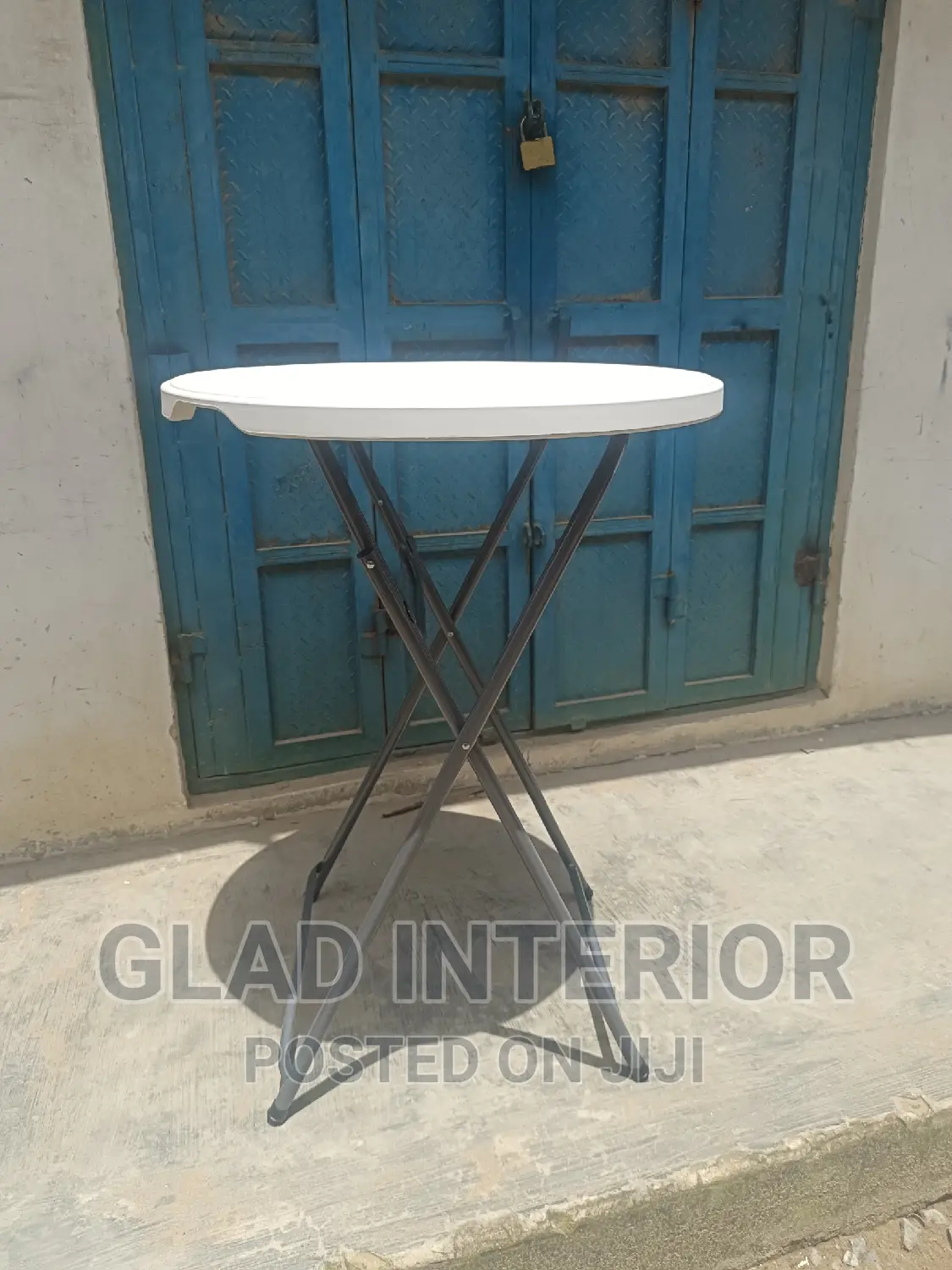 Strong Plastic Bar Stool Table