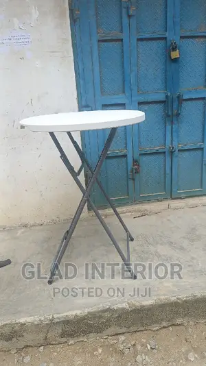 Strong Plastic Bar Stool Table