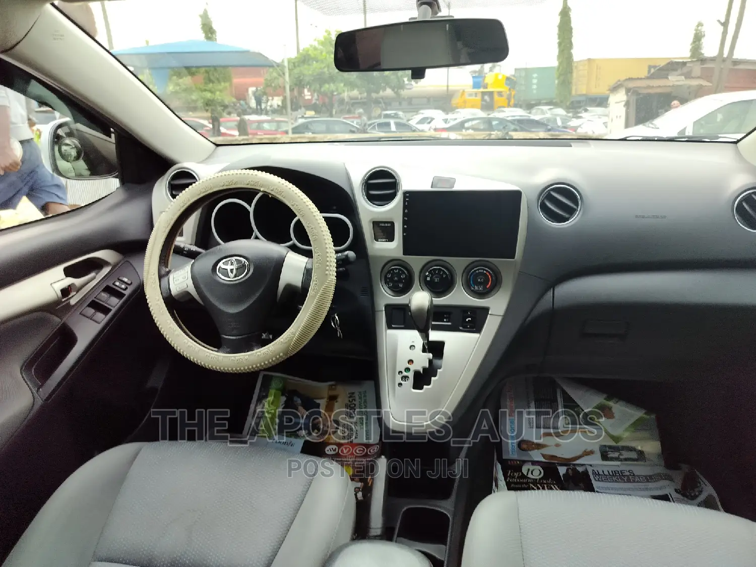 Toyota Matrix 2011 Silver