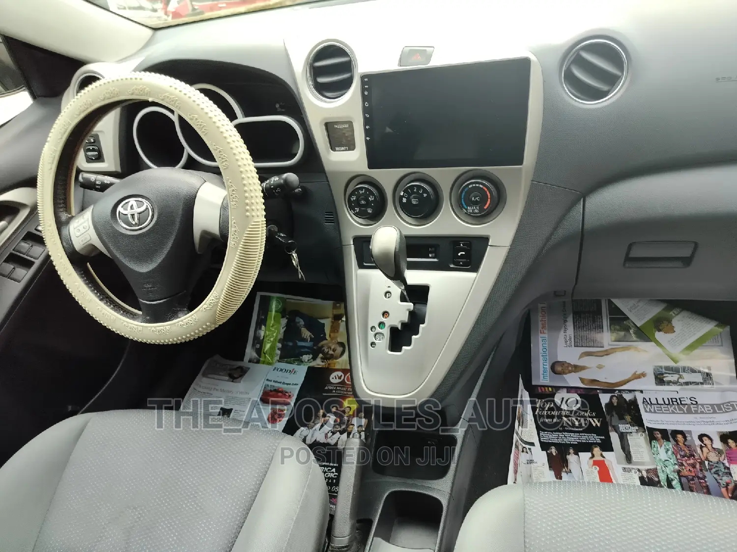 Toyota Matrix 2011 Silver