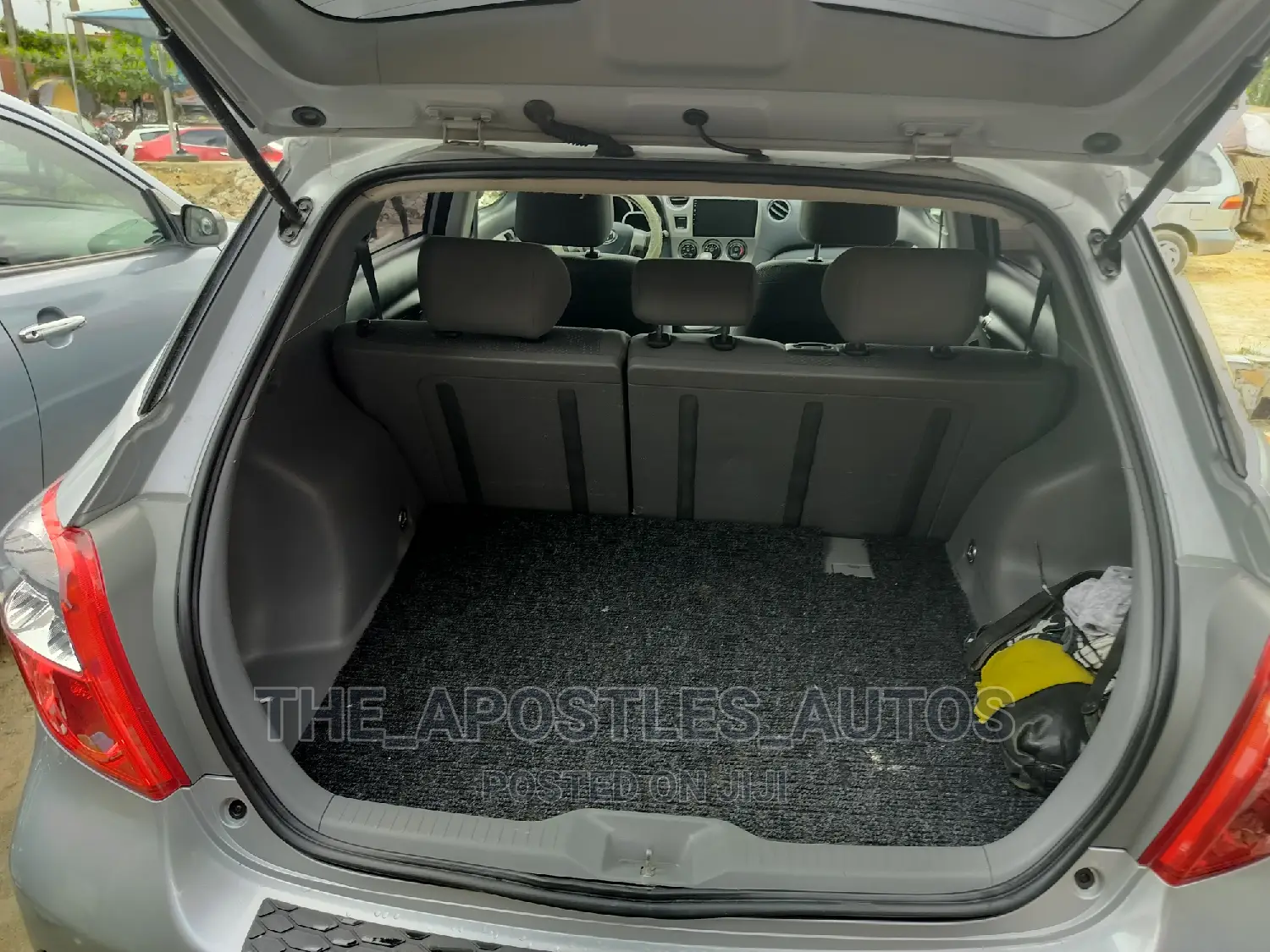 Toyota Matrix 2011 Silver