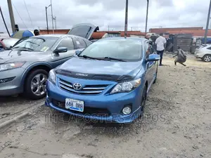 Toyota Corolla 2013 Blue