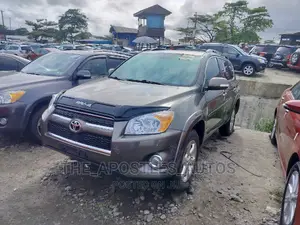 Toyota RAV4 Limited 2011 Brown
