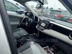 Toyota RAV4 2013 Silver