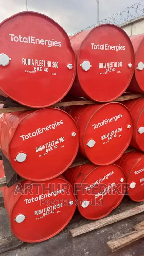 Master Builder Solution Hydraulic Oil